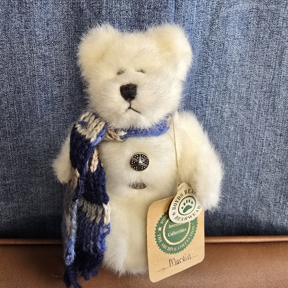 Vintage Boyd's Bears Marvin Snow Bear